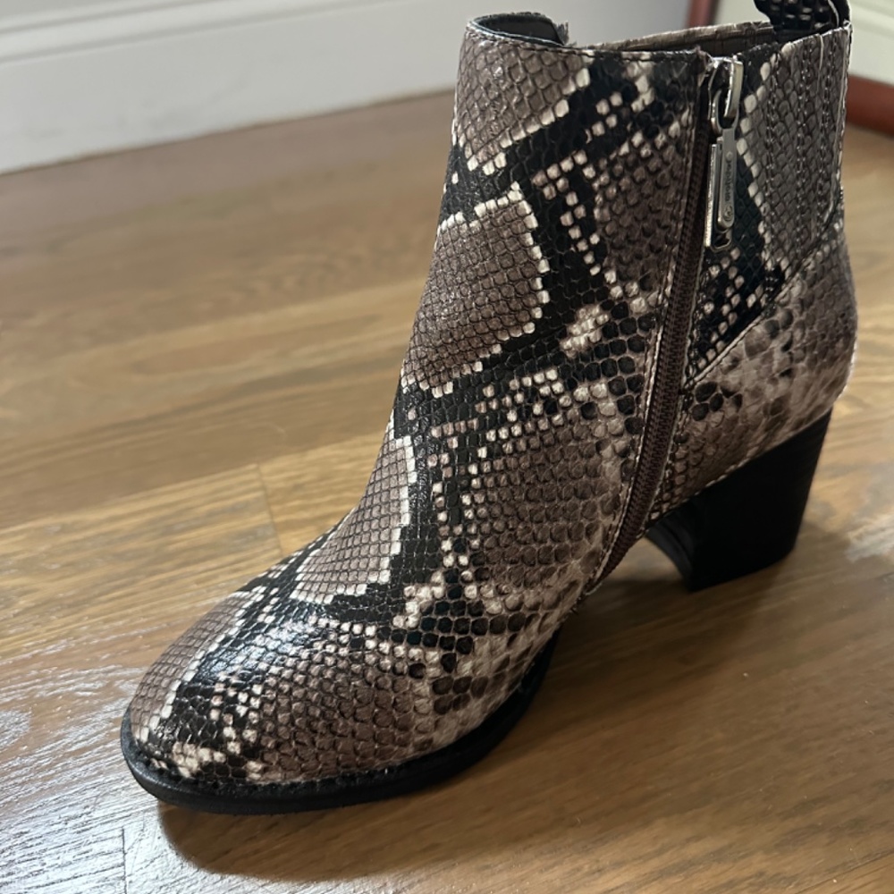 Blondo Noa Snakeskin Waterproof Bootie - Picture 2 of 4